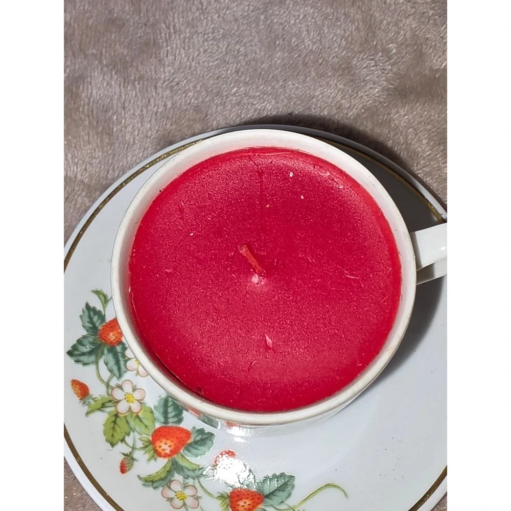Vintage 1978 Avon Strawberry Teacup Candle and Saucer 22K Gold Trim Porcelain